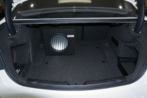 常州寶馬320汽車音響改裝升級歌劇世家——至上音樂