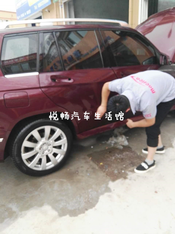 青島奔馳貼隱形車衣保護漆面 奔馳全車貼隱形車衣犀牛皮