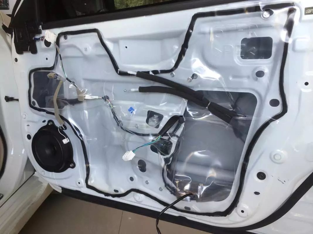 日產(chǎn)天籟汽車音響改裝勁浪165AS喇叭-南寧途悅汽車音響出品