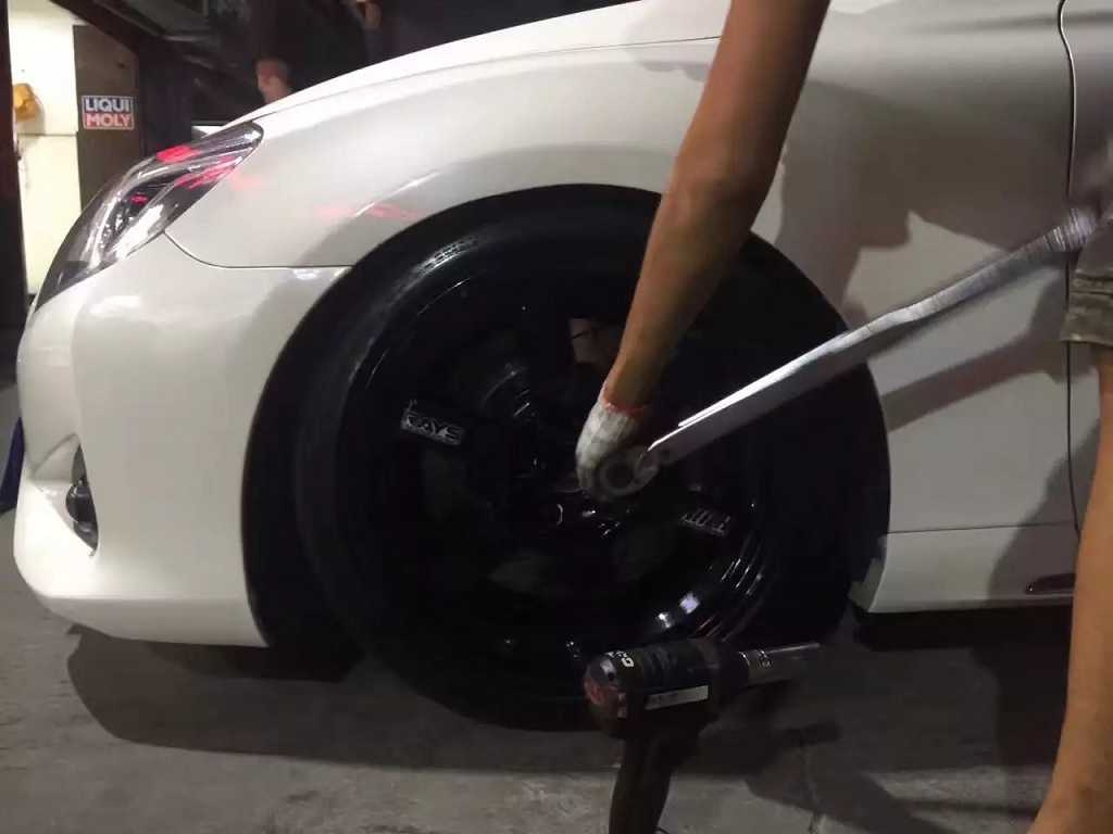 銳志，換18寸 TE37 完工！