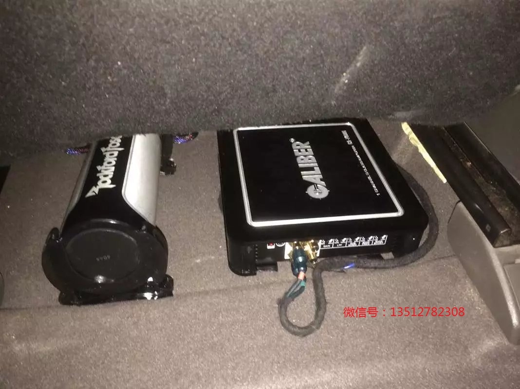 現(xiàn)代ix35音響改裝勁浪PS165喇叭+捷力低音-南寧途悅音響改裝