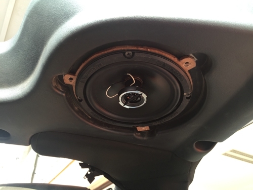 常州JEEP牧馬人汽車(chē)音響改裝升級(jí)+尾箱工藝——至上音樂(lè)