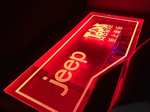 常州JEEP牧馬人汽車(chē)音響改裝升級(jí)+尾箱工藝——至上音樂(lè)