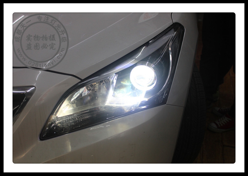 成都名圖改裝車燈升級氙氣燈LED日行燈雙光透鏡