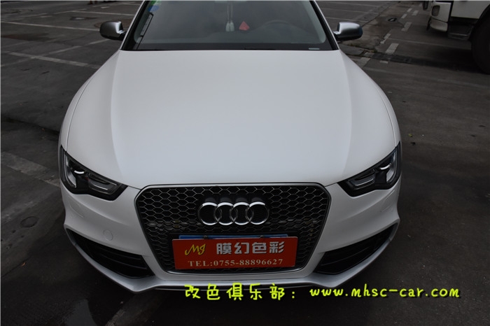 奧迪A5全車貼膜改顏色施工陶瓷白