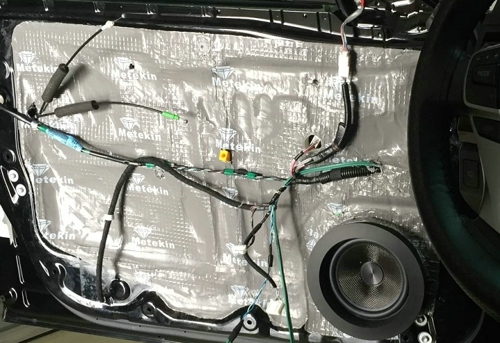 常州至上音樂豐田銳志汽車音響改裝高性價比升級德國佛倫詩