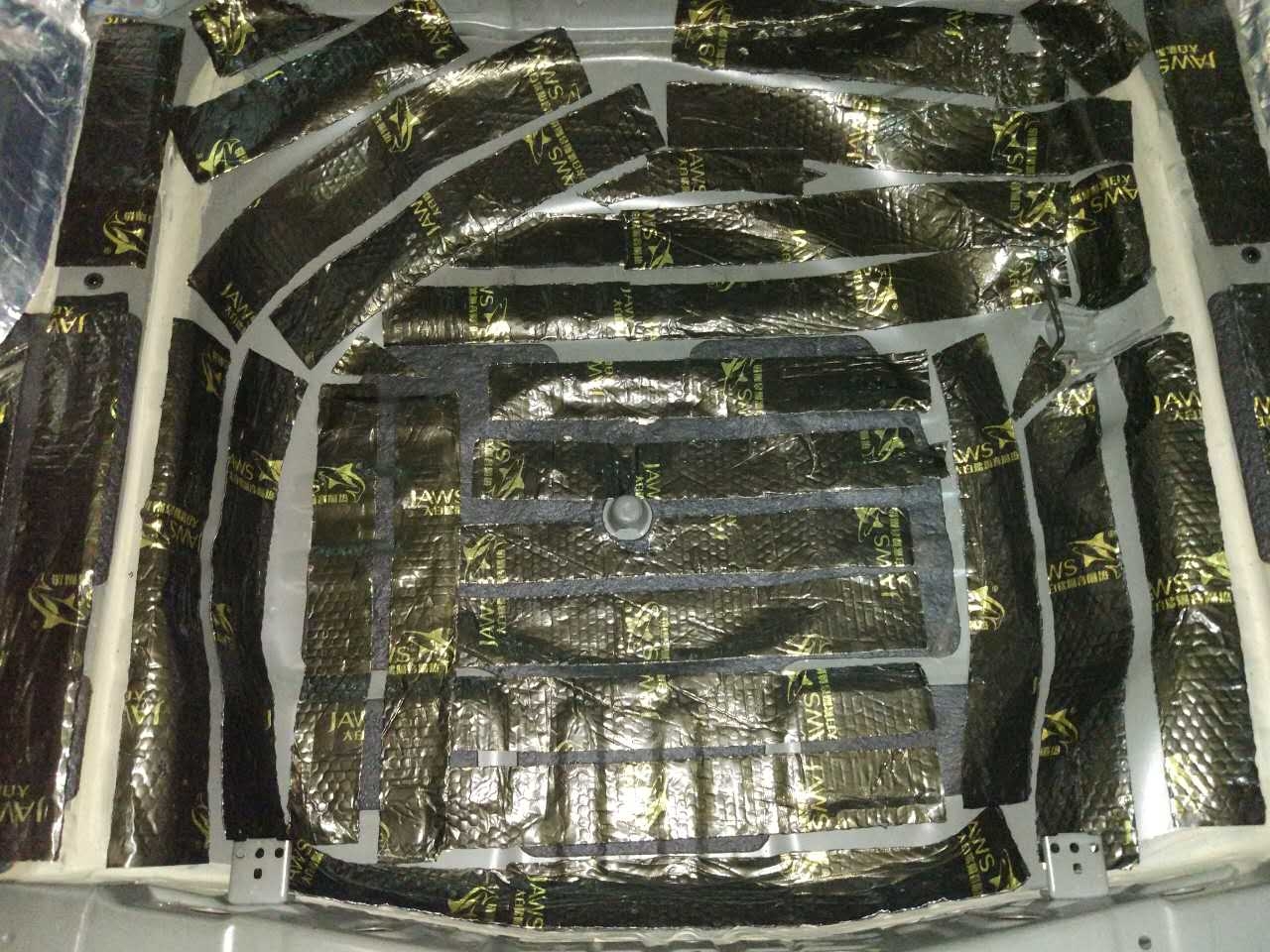 所做的一切只為了靜靜！汕頭汽車隔音車韻CRV全車隔音賽倫科特和大白鯊?fù)昝澜Y(jié)合