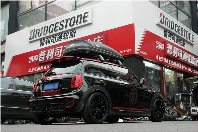 mini F56 JCW 與 日本 SSR  GTX01 競(jìng)技范輕量化輪轂