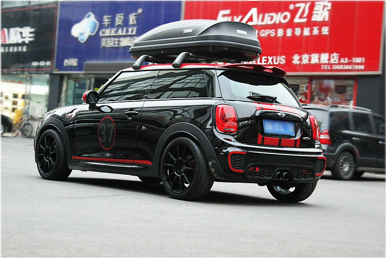 mini F56 JCW 與 日本 SSR  GTX01 競(jìng)技范輕量化輪轂