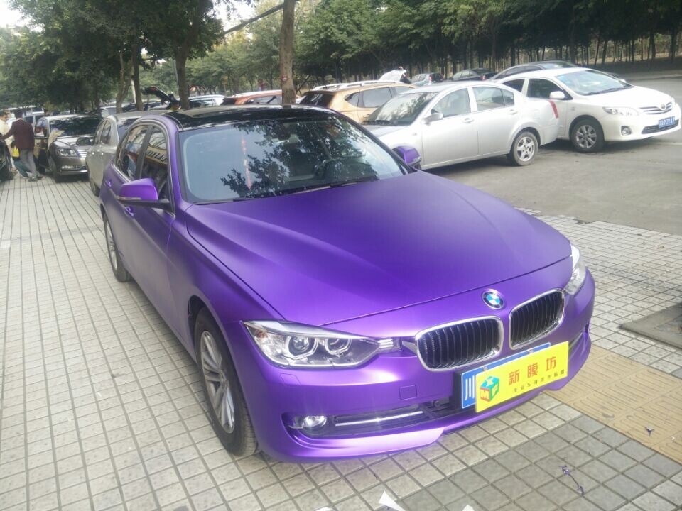 成都全車改色寶馬3系車身改色貼膜寶馬全車改色