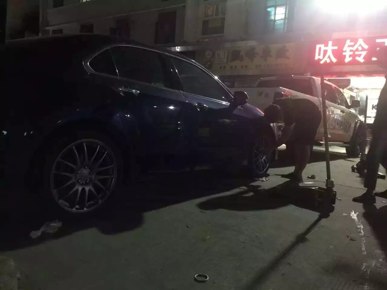 昨晚裝車效果：本田，裝19寸 鍛造