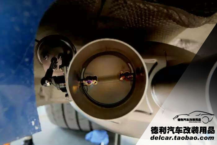 寶馬M4改裝天蝎排氣