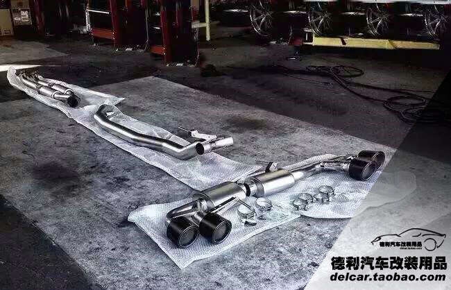 日產(chǎn)戰(zhàn)神GTR改裝天蝎排氣