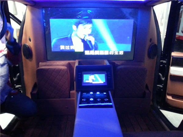 西安商務(wù)車改裝/汽車改裝/杰歌房車之林肯領(lǐng)航員--總統(tǒng)一號