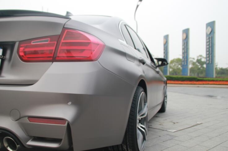 寶馬328改裝M3包圍6件套，全車啞光金屬戰(zhàn)斗灰