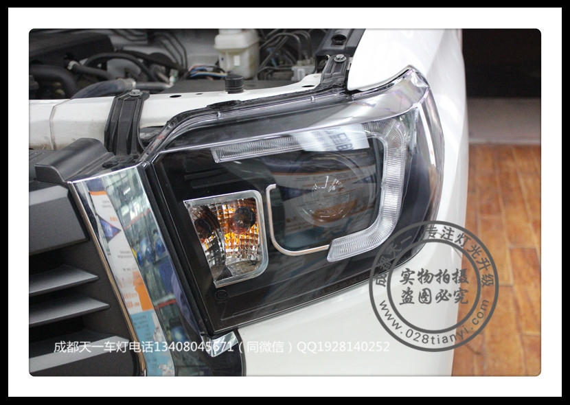 成都豐田坦途改裝車(chē)燈升級(jí)海拉雙光透鏡LED日行燈總成
