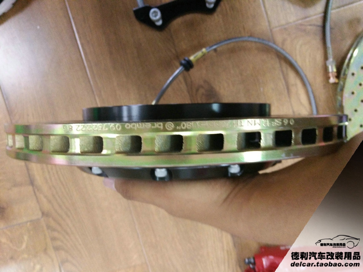 大連改裝JEEP改裝Brembo前6后4鮑魚剎車