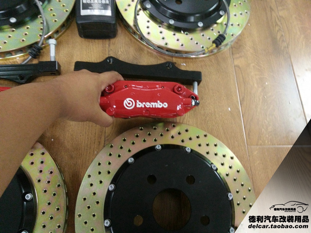 大連改裝JEEP改裝Brembo前6后4鮑魚剎車