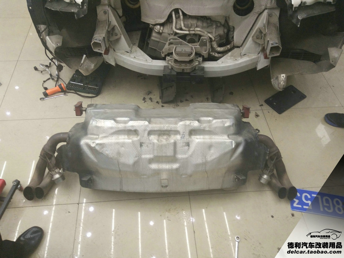 大連汽車改裝奧迪R8改裝IPE排氣