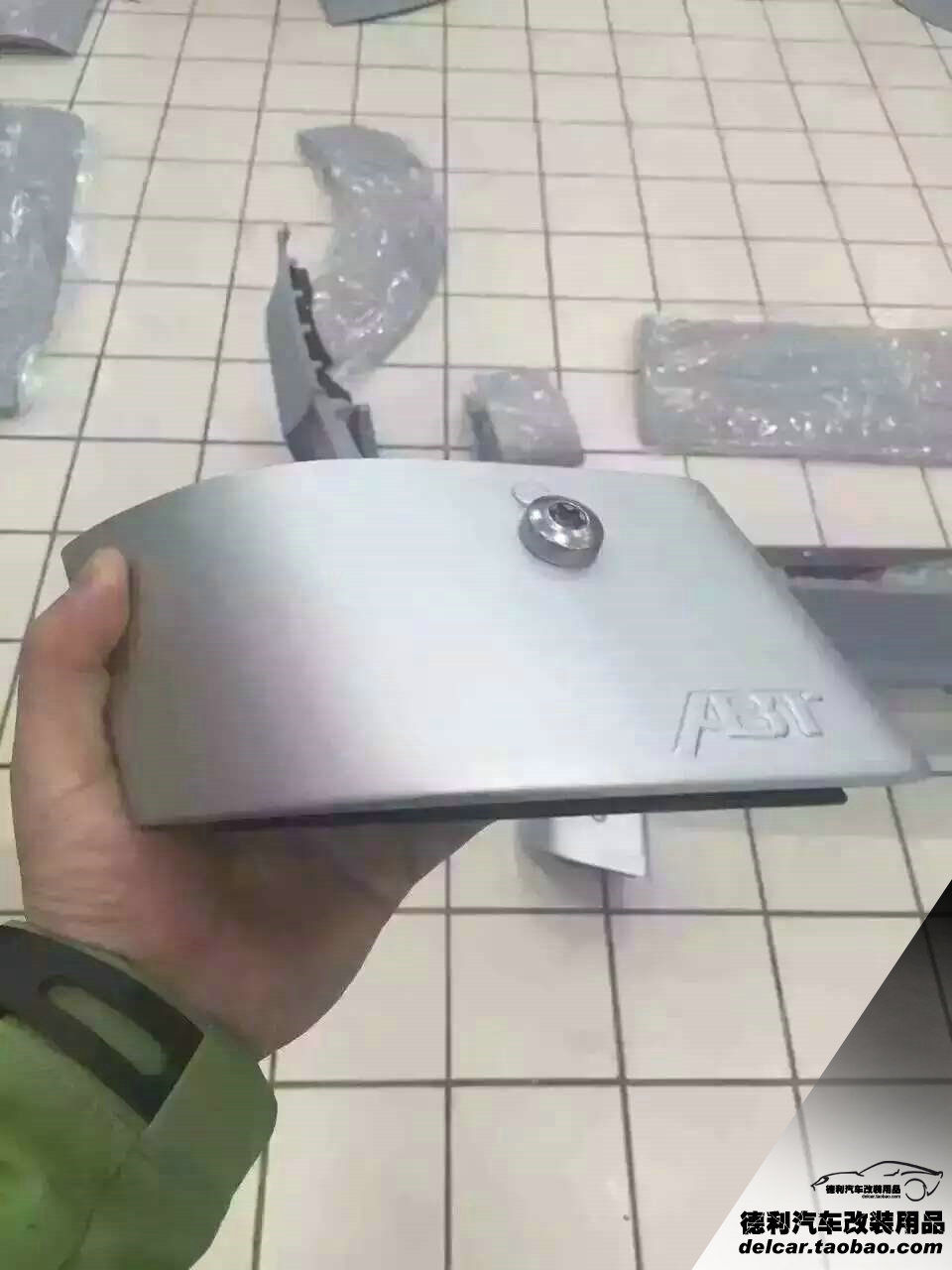 大連汽車(chē)改裝最新款?yuàn)W迪Q7改裝ABT包圍輪轂套裝