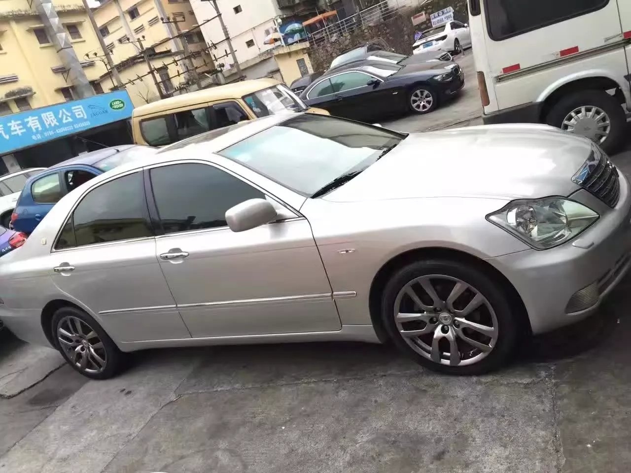 皇冠,換18寸 完工