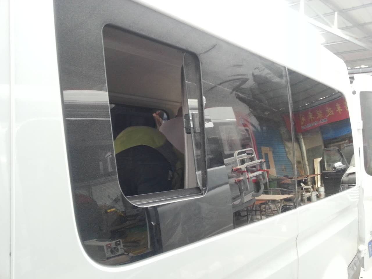 西安商務(wù)接待車改裝/杰歌房車之江淮星銳內(nèi)飾改裝