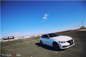 寶馬3系外觀升級(jí)整車貼膜