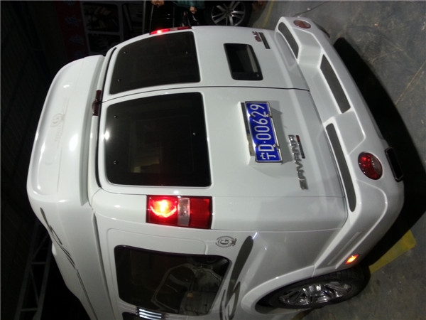 西安商務(wù)車改裝/杰歌房車之GMC房車內(nèi)飾效果