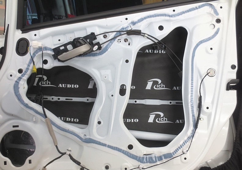 本田飛度大改喇叭