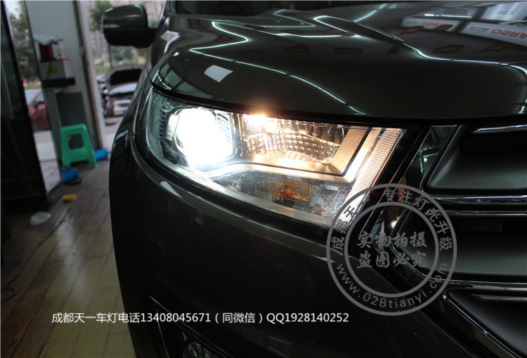 成都銳界車燈改裝升級原裝Q5海拉雙光透鏡LED日行燈