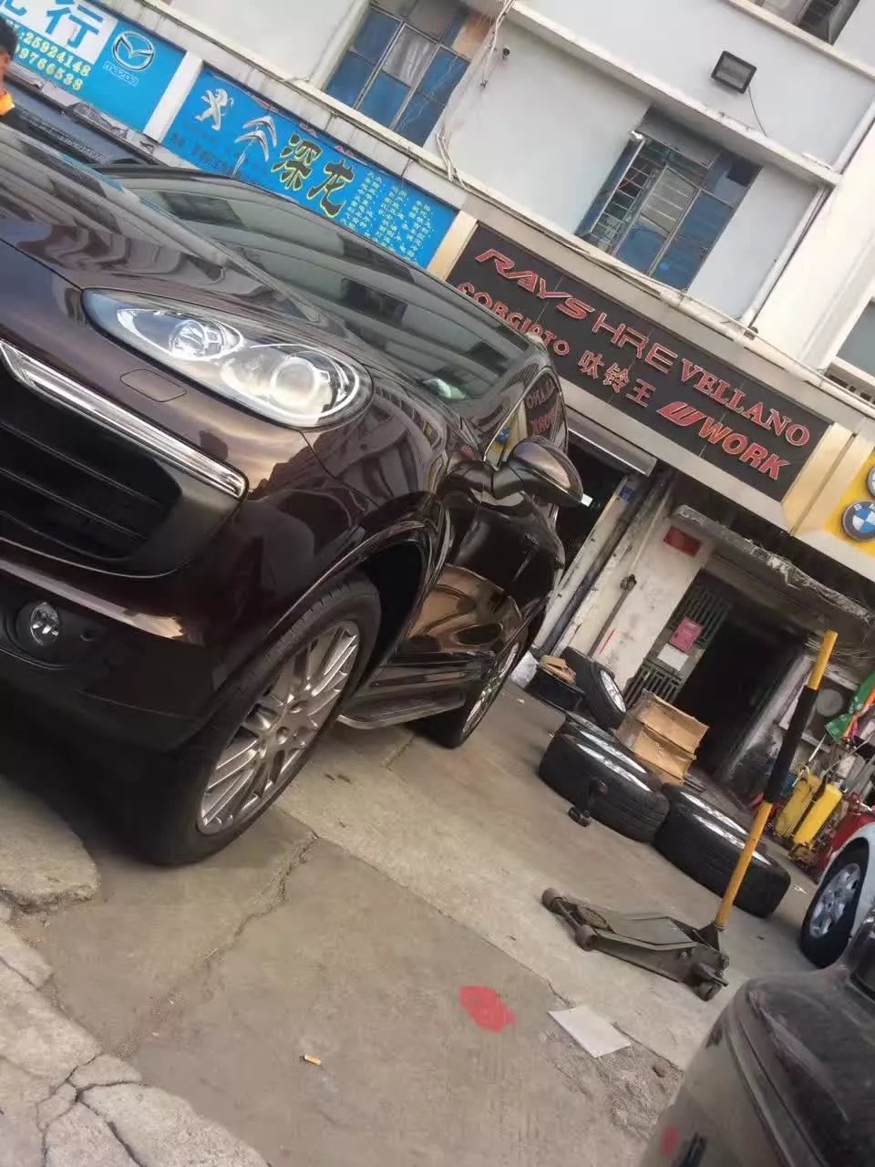 卡宴 ，換原裝 20寸 完工