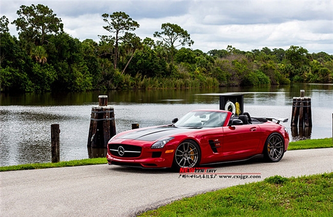 新款奔馳SLS AMG R197改裝碳纖維小包圍 Renntech前唇下巴大包圍