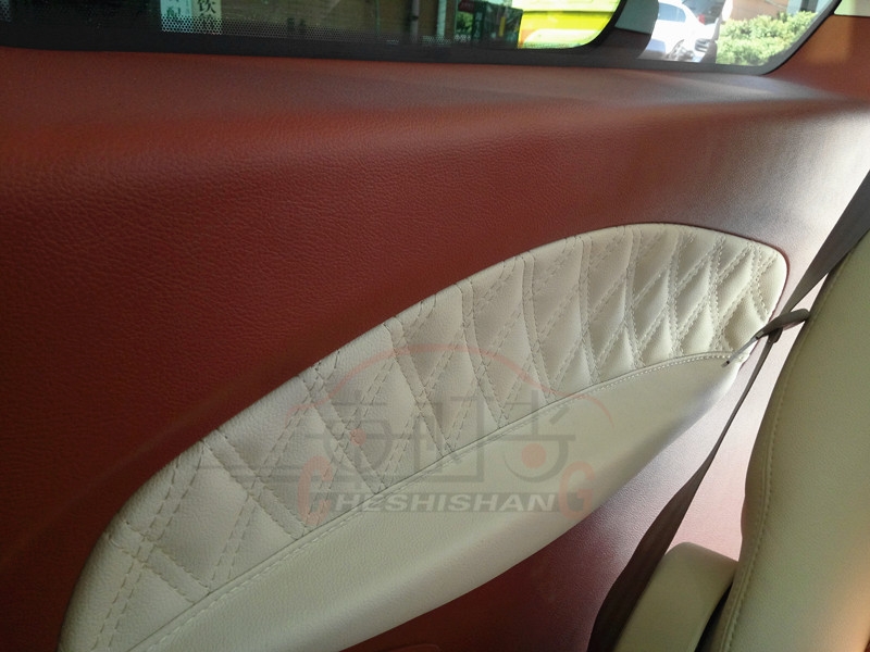 福特全順商務(wù)車內(nèi)飾改裝，鄭州汽車內(nèi)飾定制改裝案例