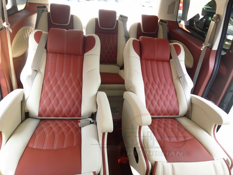 福特全順商務(wù)車內(nèi)飾改裝，鄭州汽車內(nèi)飾定制改裝案例