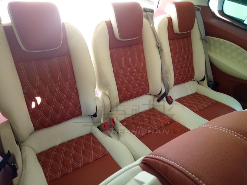 福特全順商務(wù)車內(nèi)飾改裝，鄭州汽車內(nèi)飾定制改裝案例