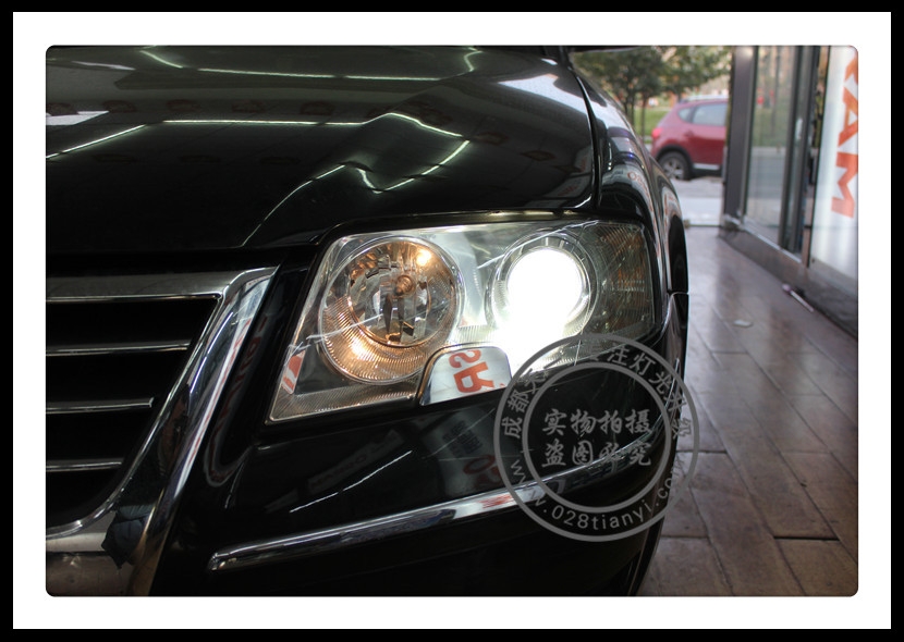 成都帕薩特車燈改裝海拉雙光透鏡歐司朗氙氣燈LED日行燈