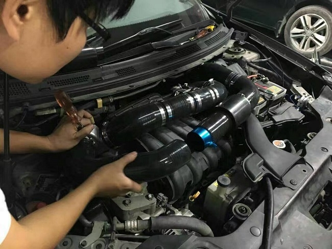 日產(chǎn)軒逸提升動(dòng)力改裝鍵程離心式電動(dòng)渦輪增壓器LX2008案例