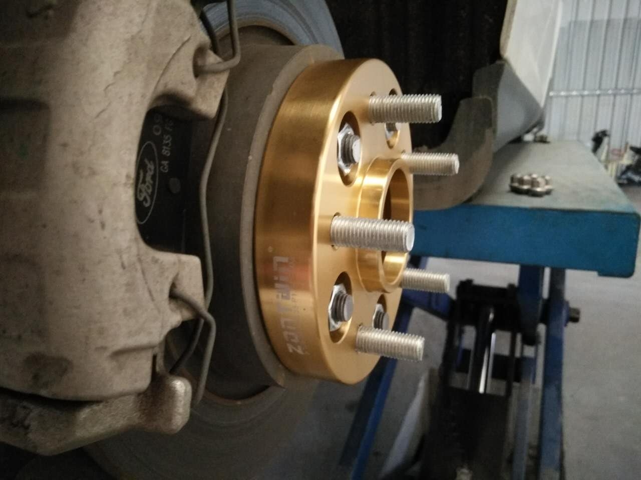 【?？怂垢难b】25mm厚，縱天千噸鍛造輪距加寬法蘭盤(pán)上身，美化感官，平穩(wěn)車(chē)身
