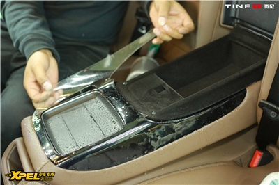 Mercedes－Benz奔馳 新E級 內(nèi)飾貼膜 XPEL