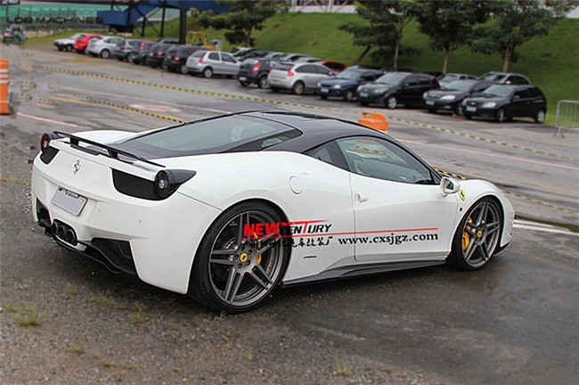 法拉利458改裝碳纖維小包圍 Ferrari加裝Novitec Rosso尾翼