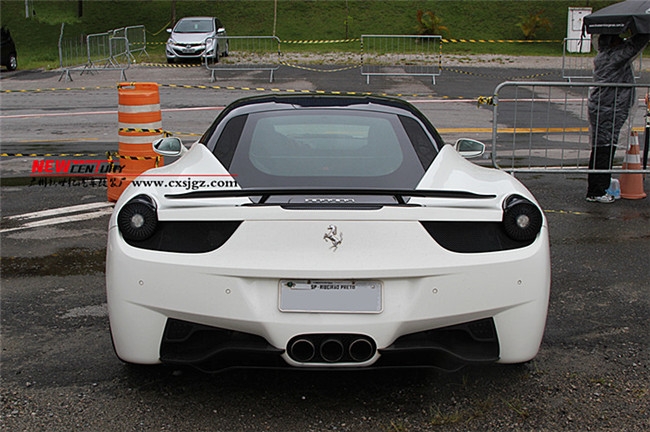法拉利458改裝碳纖維小包圍 Ferrari加裝Novitec Rosso尾翼