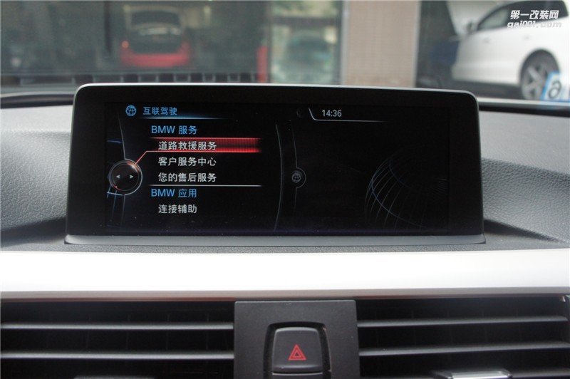 石家莊寶馬3系改原廠導(dǎo)航，328M方向盤【永誠(chéng)汽車】