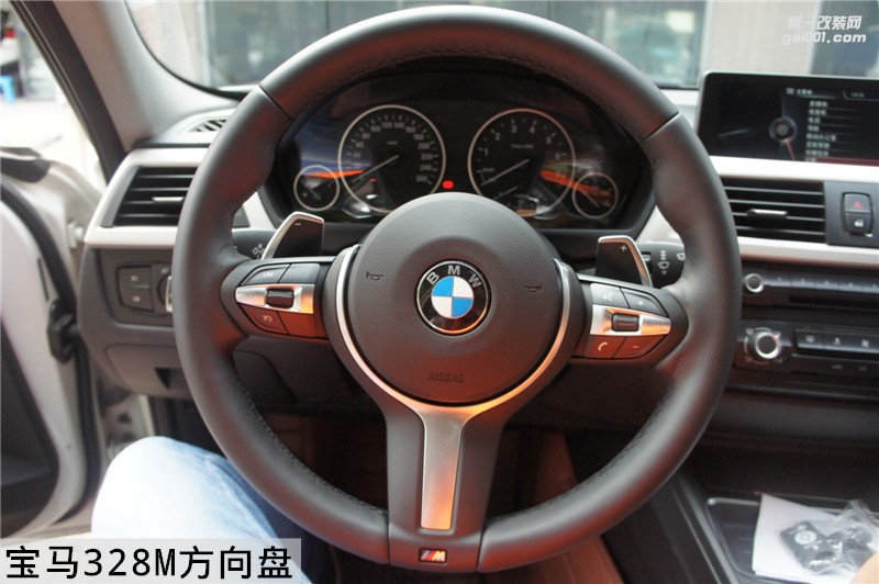 石家莊寶馬3系改原廠導(dǎo)航，328M方向盤【永誠(chéng)汽車】