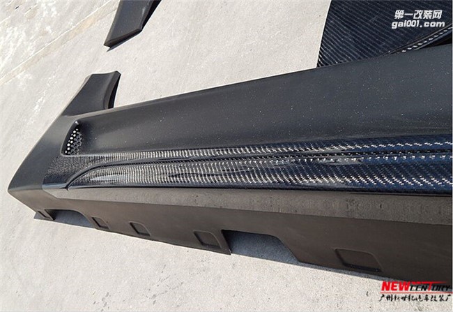 超跑奔驰SLS AMG改装BLACK SERIES大包围 R197碳纤维外观包围