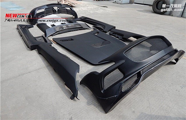 超跑奔驰SLS AMG改装BLACK SERIES大包围 R197碳纤维外观包围