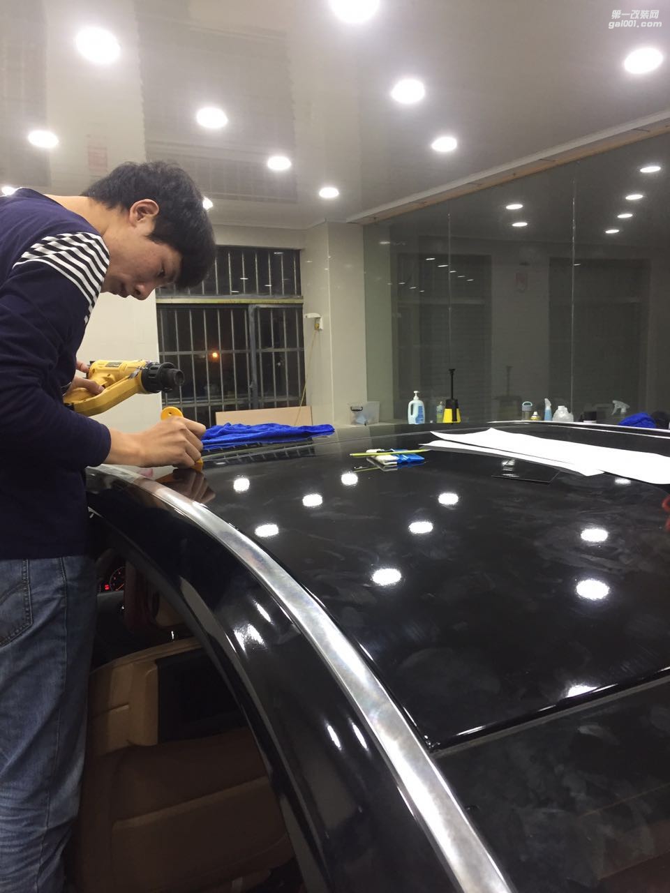 寶馬740全車改色亮光黑
