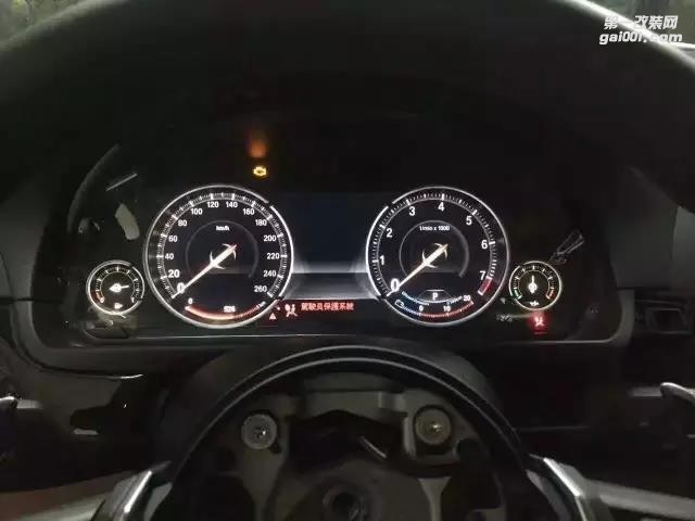 寶馬全液晶儀表加M550方向盤