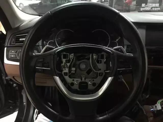 寶馬全液晶儀表加M550方向盤