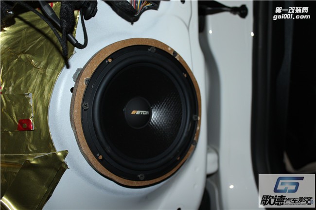 武漢福特銳界改裝伊頓POW音響 優(yōu)美聲DSP處理器