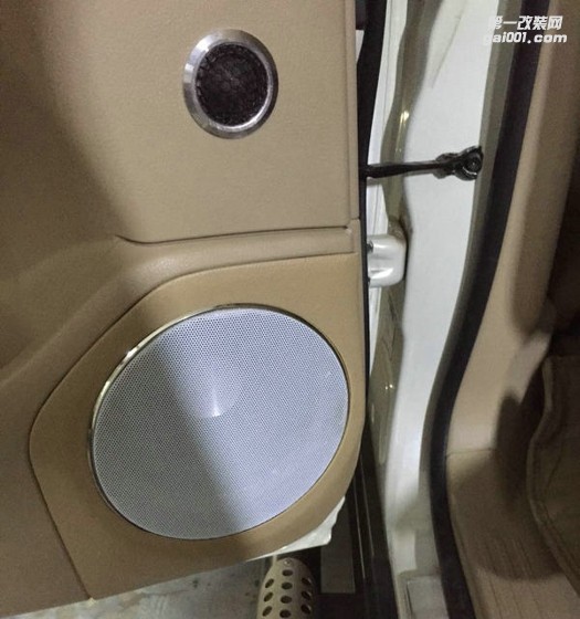 常州至上音樂豐田蘭德酷路澤汽車音響改裝發(fā)燒升級德國佛倫詩